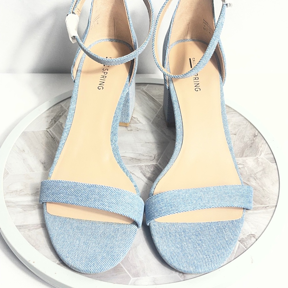 Call It Spring Denim Block Heel Sandals Light Blue Ankle Strap Size 10 NIB